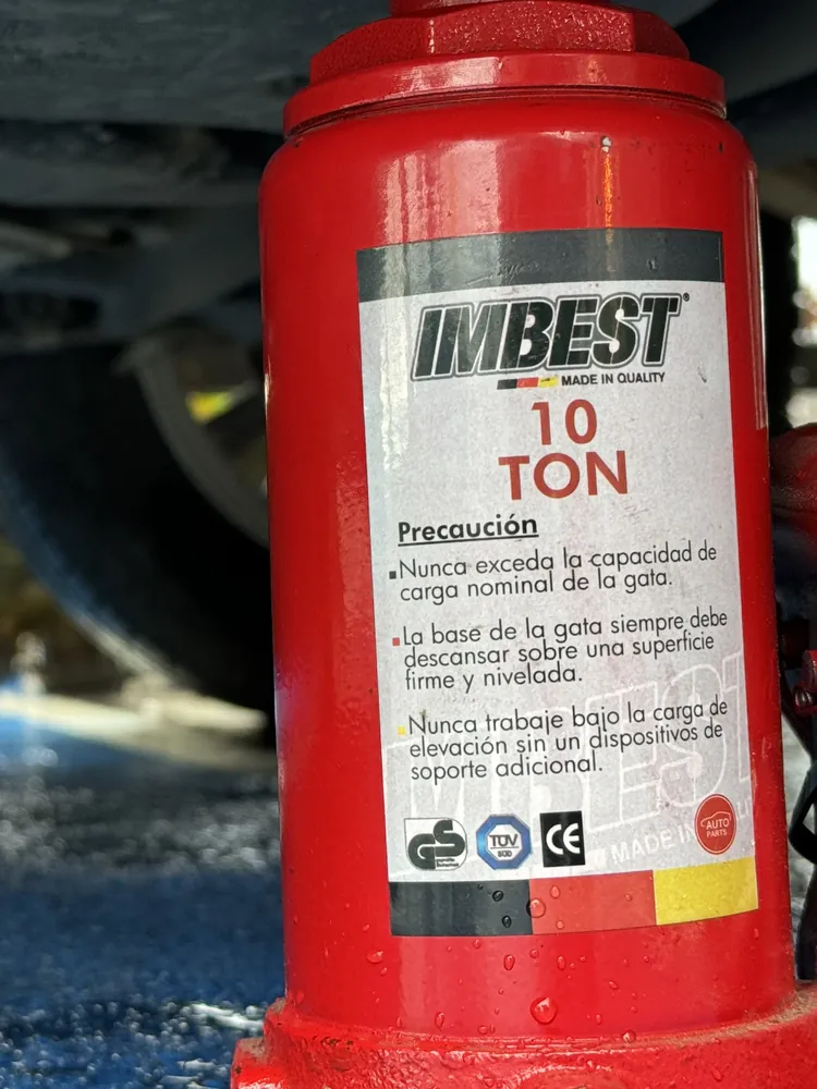Gato hidr&aacute;ulico IMBEST 10 toneladas rojo