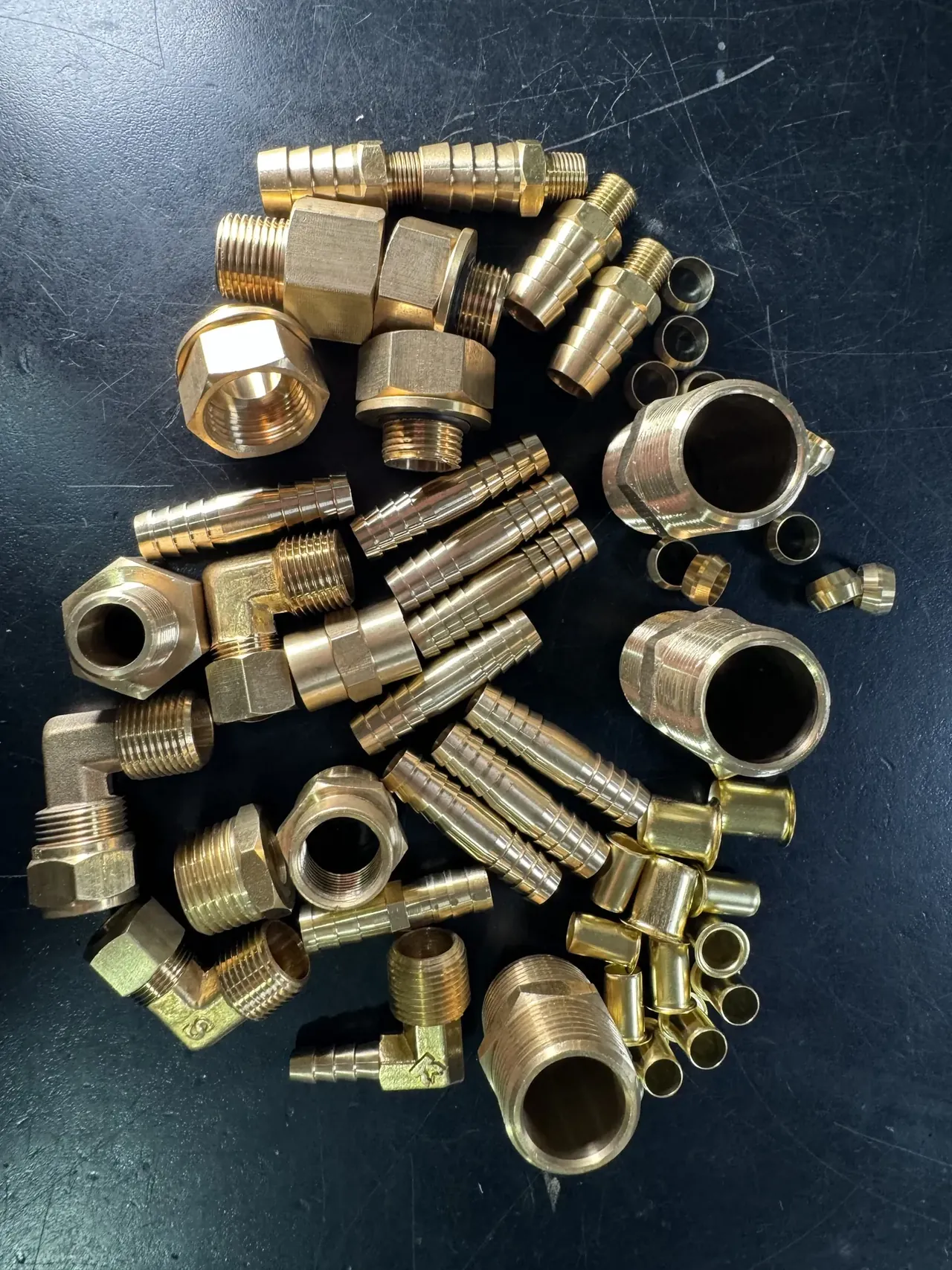 Variedad de fitting de bronce