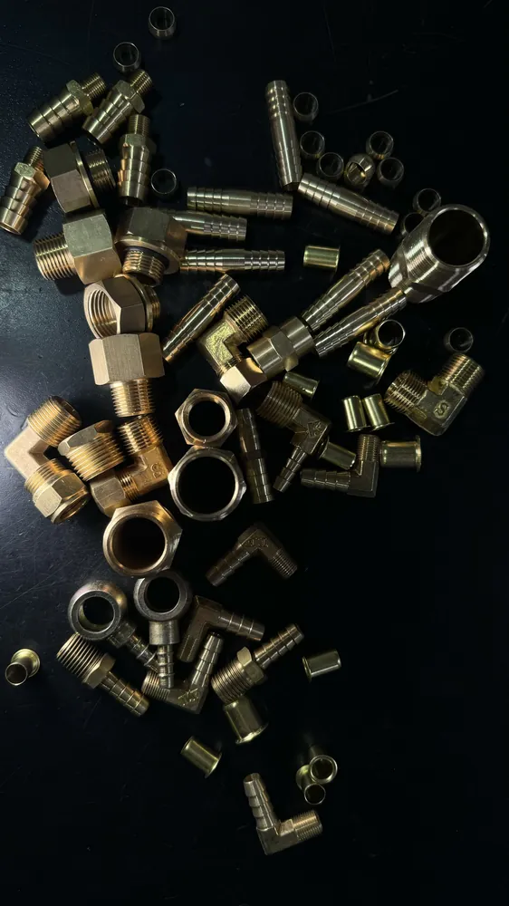Niples reductores de bronce
